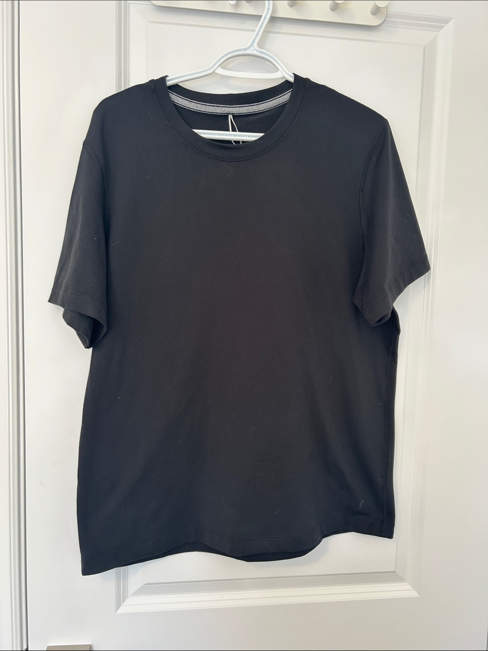 Lululemon Men's Classic Black Crewneck T-Shirt